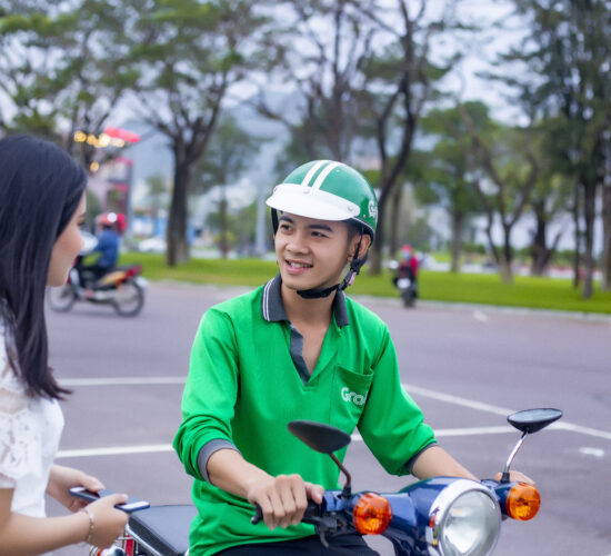 Liên hệ Grab ấp Bến Cam